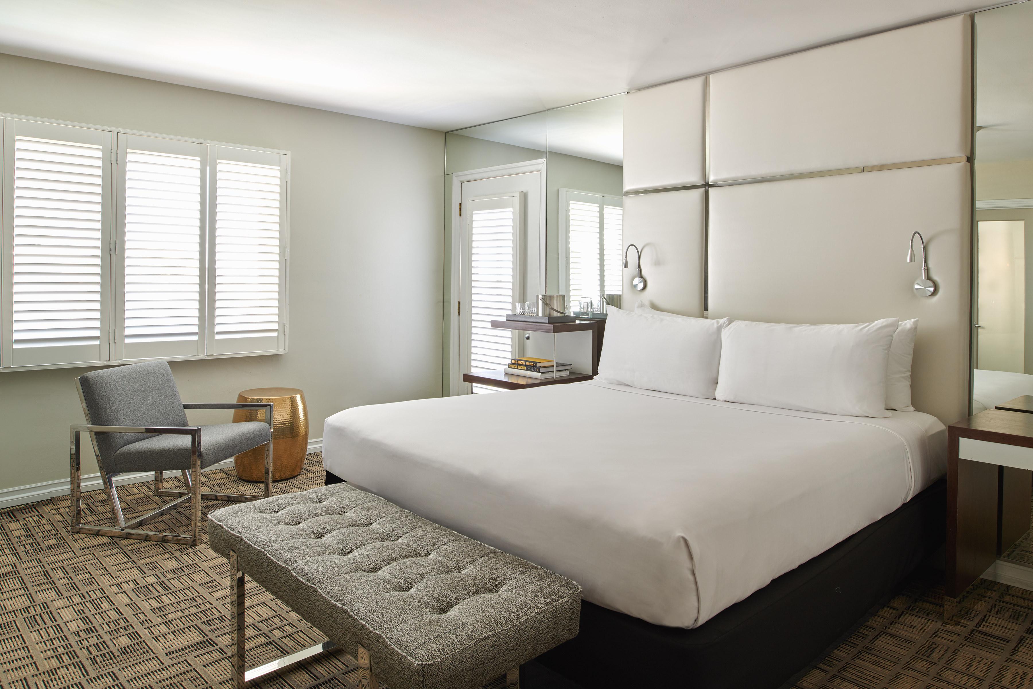 Ziggy Angeles Hotel