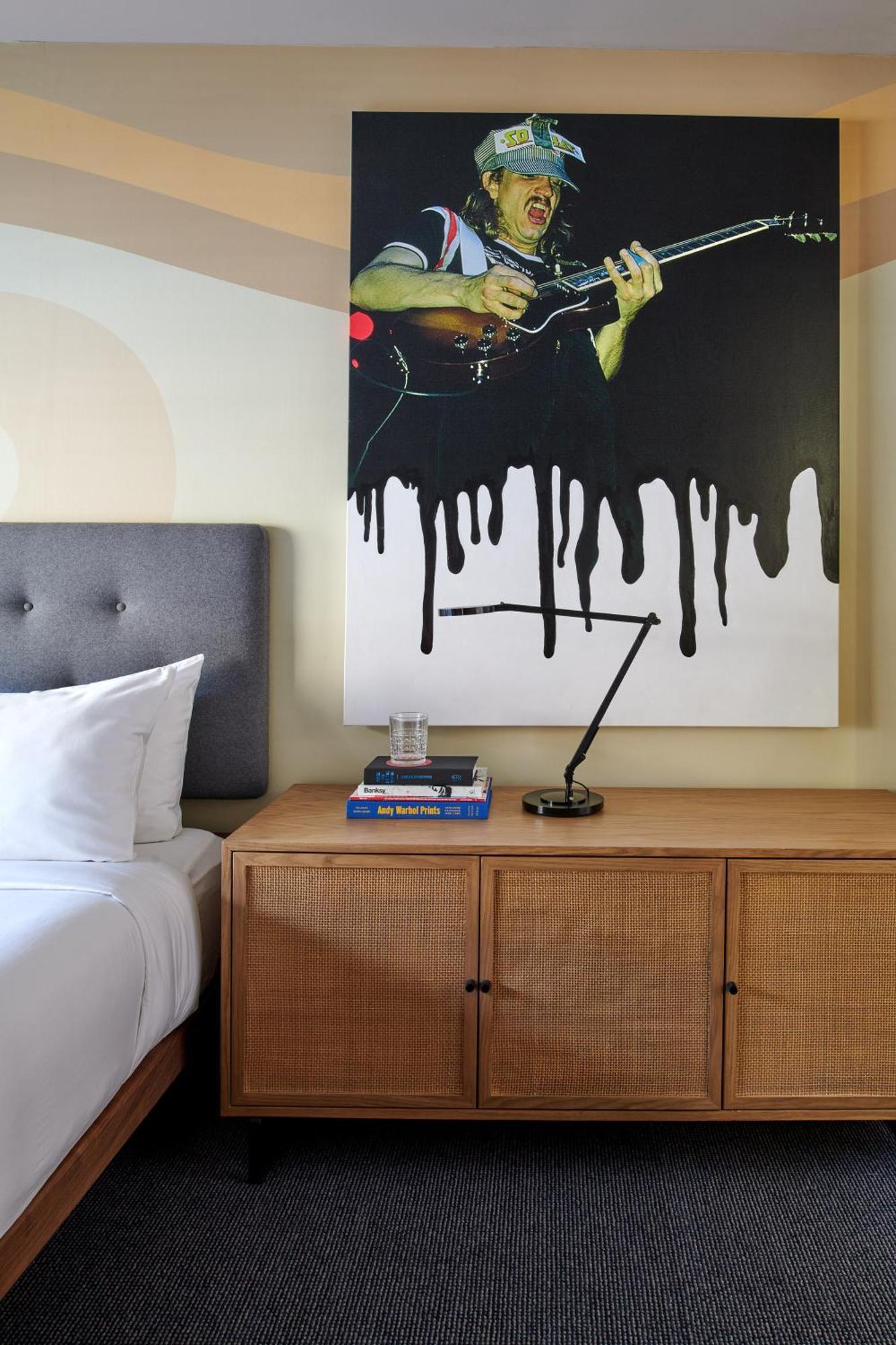 Ziggy Angeles Hotel 4*